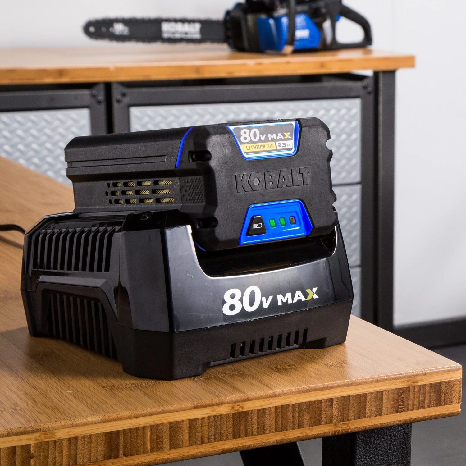 Kobalt Cordless Power Equipment Batteries & Chargers 80-Volt Max 2.5 Ah Rechargeable Lithium Ion (Li-Ion) Cordless Power Equipment Battery 4 Kobalt Cordless Power Equipment Batteries & Chargers 80-Volt Max 2.5 Ah Rechargeable Lithium Ion (Li-Ion) Cordless Power Equipment Battery - Image 4