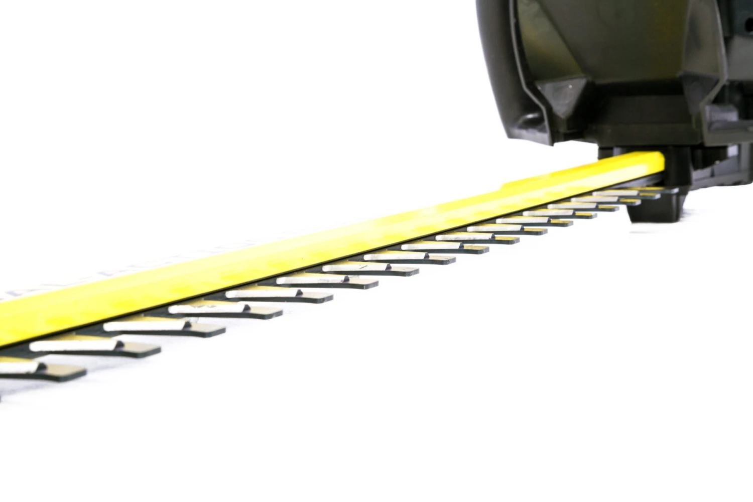 Kobalt Cordless Electric Hedge Trimmers 80-Volt Max 26-in Dual Cordless Electric Hedge Trimmer (Battery Not Included) 7 Kobalt Cordless Electric Hedge Trimmers 80-Volt Max 26-in Dual Cordless Electric Hedge Trimmer (Battery Not Included) - Image 7