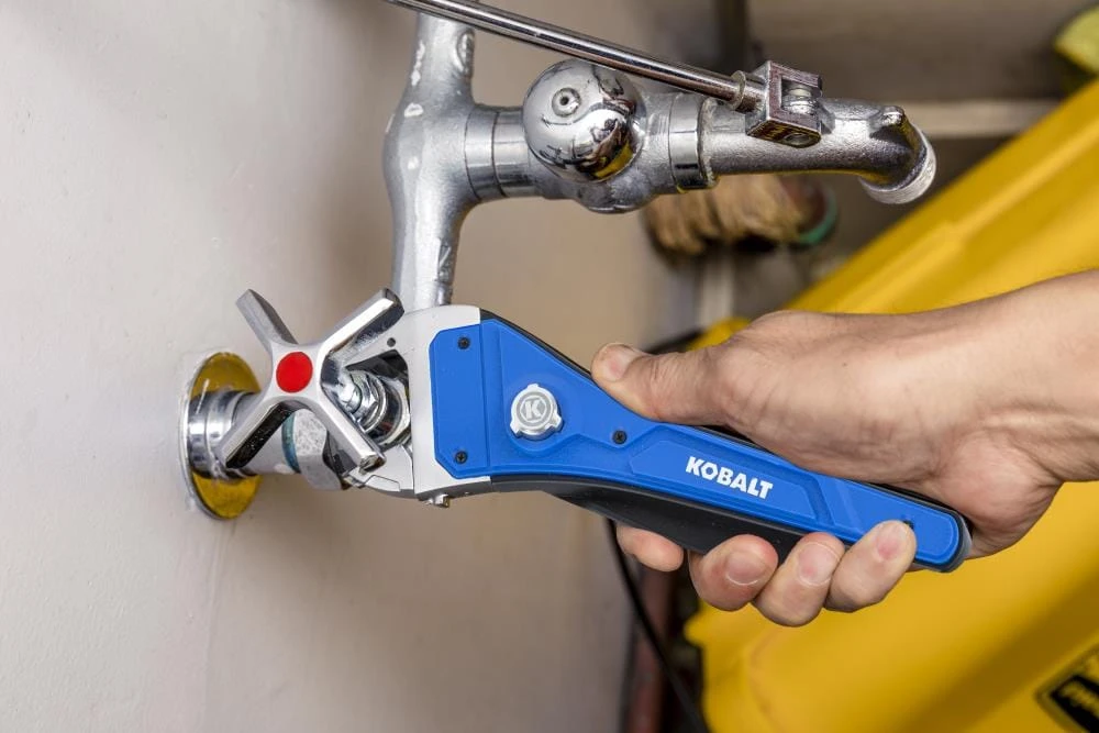 Kobalt Adjustable Wrenches Ratcheting Rapid Adjust 8-in Steel and Plastic Adjustable Wrench 5 Kobalt Adjustable Wrenches Ratcheting Rapid Adjust 8-in Steel and Plastic Adjustable Wrench - Image 5