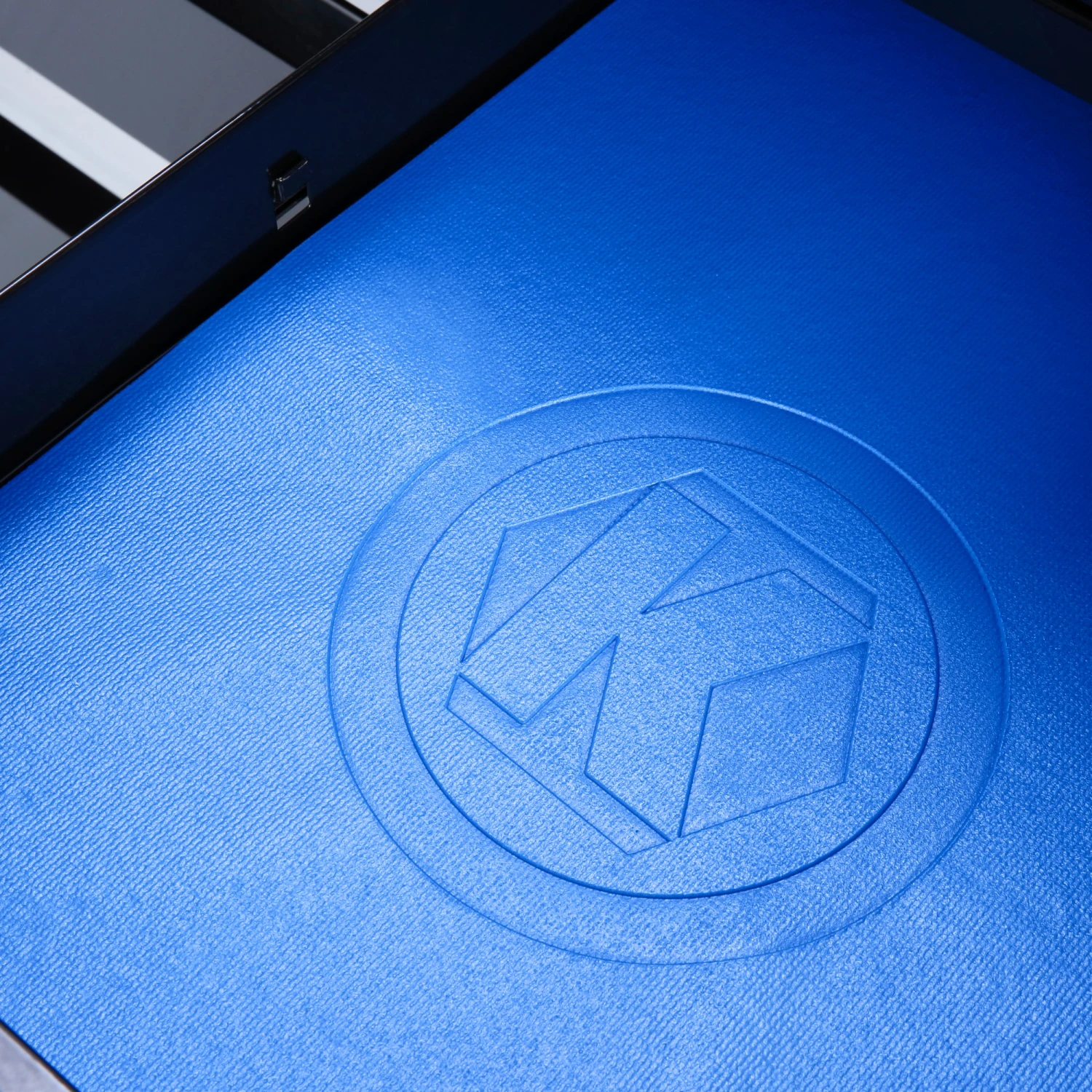 Kobalt Bottom Tool Cabinets 3000 Series 41-in W x 37.5-in H 8-Drawer Steel Rolling Tool Cabinet (Black) 6 Kobalt Bottom Tool Cabinets 3000 Series 41-in W x 37.5-in H 8-Drawer Steel Rolling Tool Cabinet (Black) - Image 6