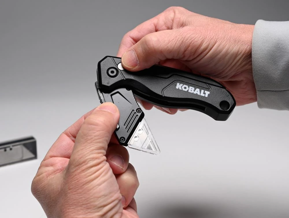 Kobalt Utility Knives Speed Release 10-Blade Folding Utility Knife with On Tool Blade Storage 5 Kobalt Utility Knives Speed Release 10-Blade Folding Utility Knife with On Tool Blade Storage - Image 5