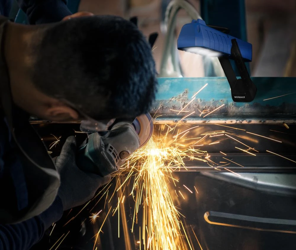 Kobalt Work Lights LED Handheld Work Light 7 Kobalt Work Lights LED Handheld Work Light - Image 7