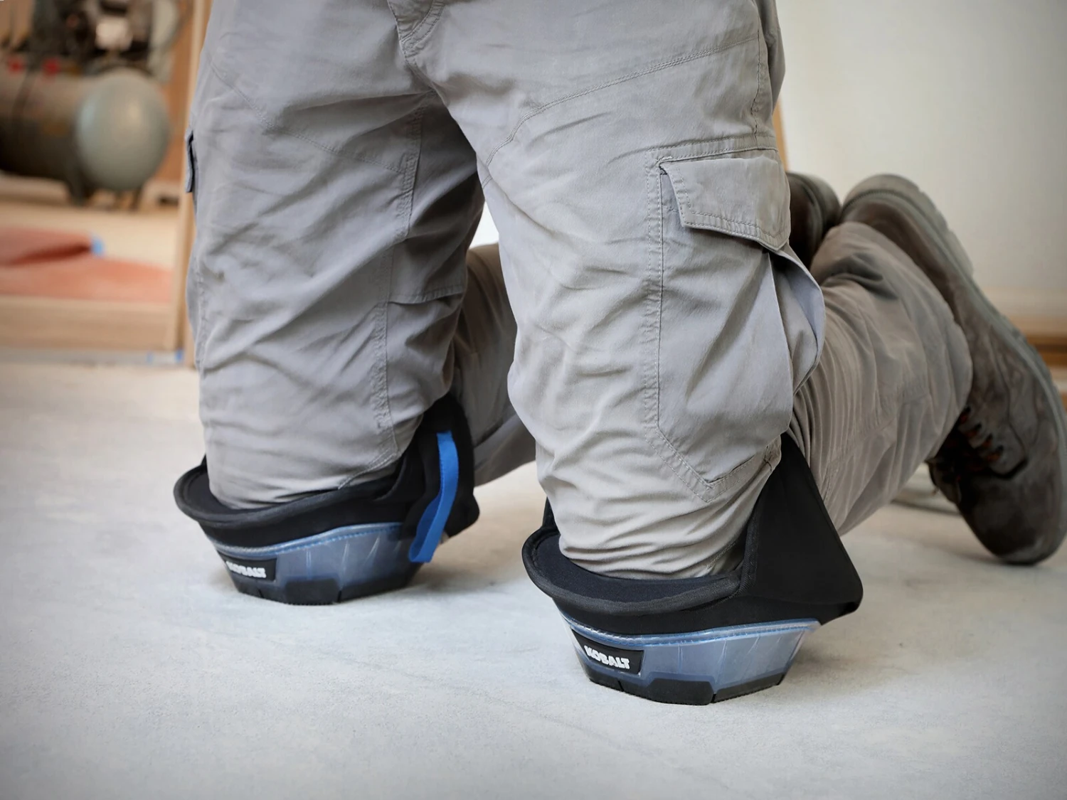 Kobalt Gel Stabilizer Knee Pads 3 Kobalt Gel Stabilizer Knee Pads - Image 3