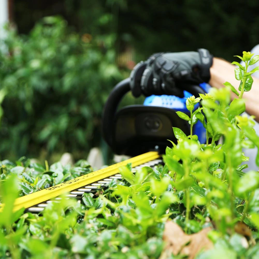 Kobalt Cordless Electric Hedge Trimmers 40v Gen II Hedge Trimmer Tool Only 4 Kobalt Cordless Electric Hedge Trimmers 40v Gen II Hedge Trimmer Tool Only - Image 4