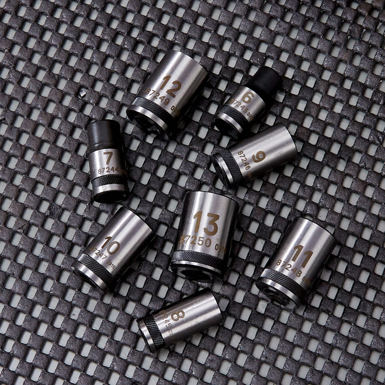 Kobalt Sockets & Socket Sets Universal 9-Piece Metric 1/4-in Drive Spline Set Shallow Socket Set 4 Kobalt Sockets & Socket Sets Universal 9-Piece Metric 1/4-in Drive Spline Set Shallow Socket Set - Image 4