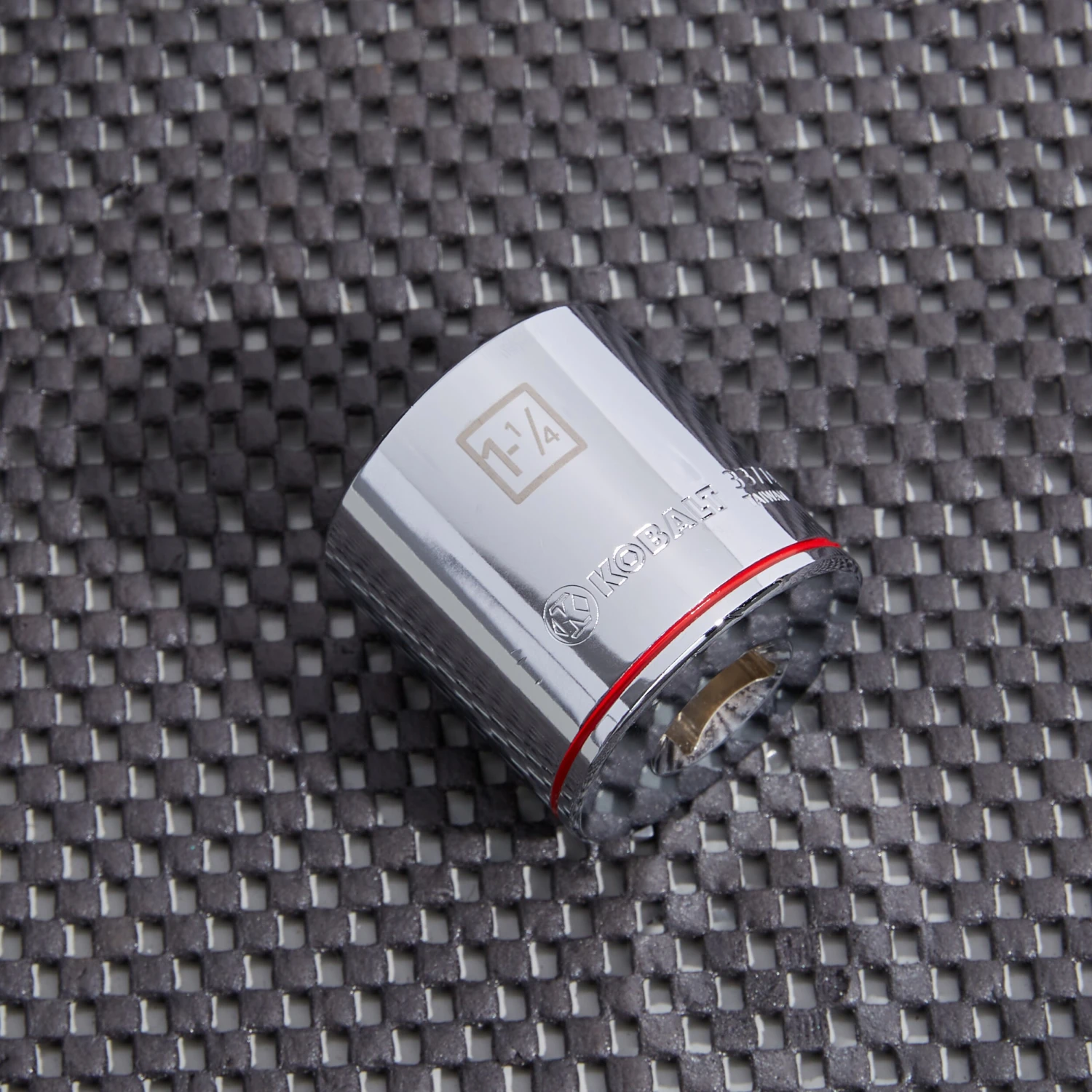 Kobalt Sockets & Socket Sets Standard (SAE) 1/2-in Drive 12-point 1-1/4-in Shallow Socket 8 Kobalt Sockets & Socket Sets Standard (SAE) 1/2-in Drive 12-point 1-1/4-in Shallow Socket - Image 8