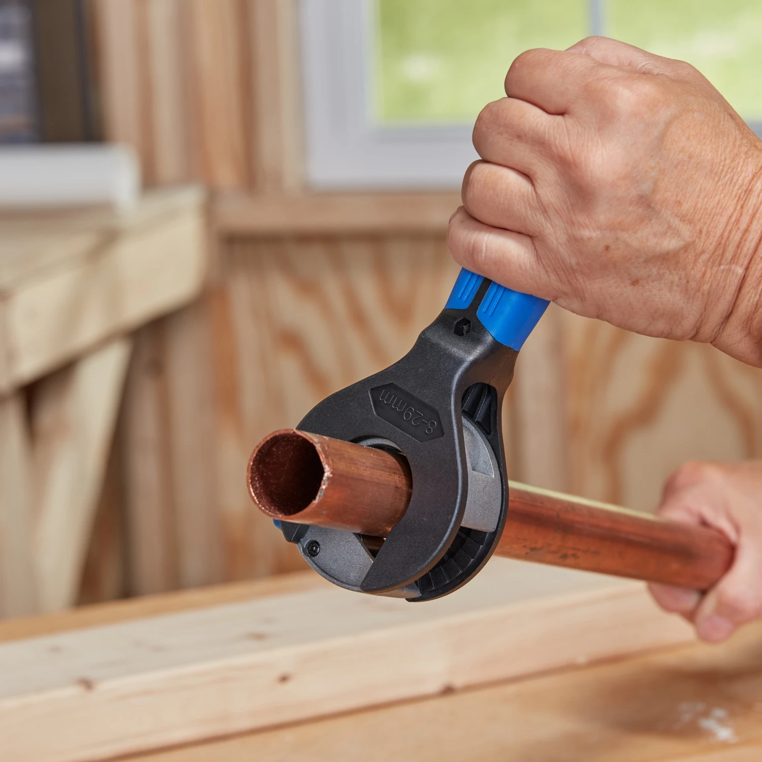 Kobalt Pipe Cutters 1-1/8-in Copper Tube Cutter 2 Kobalt Pipe Cutters 1-1/8-in Copper Tube Cutter - Image 2