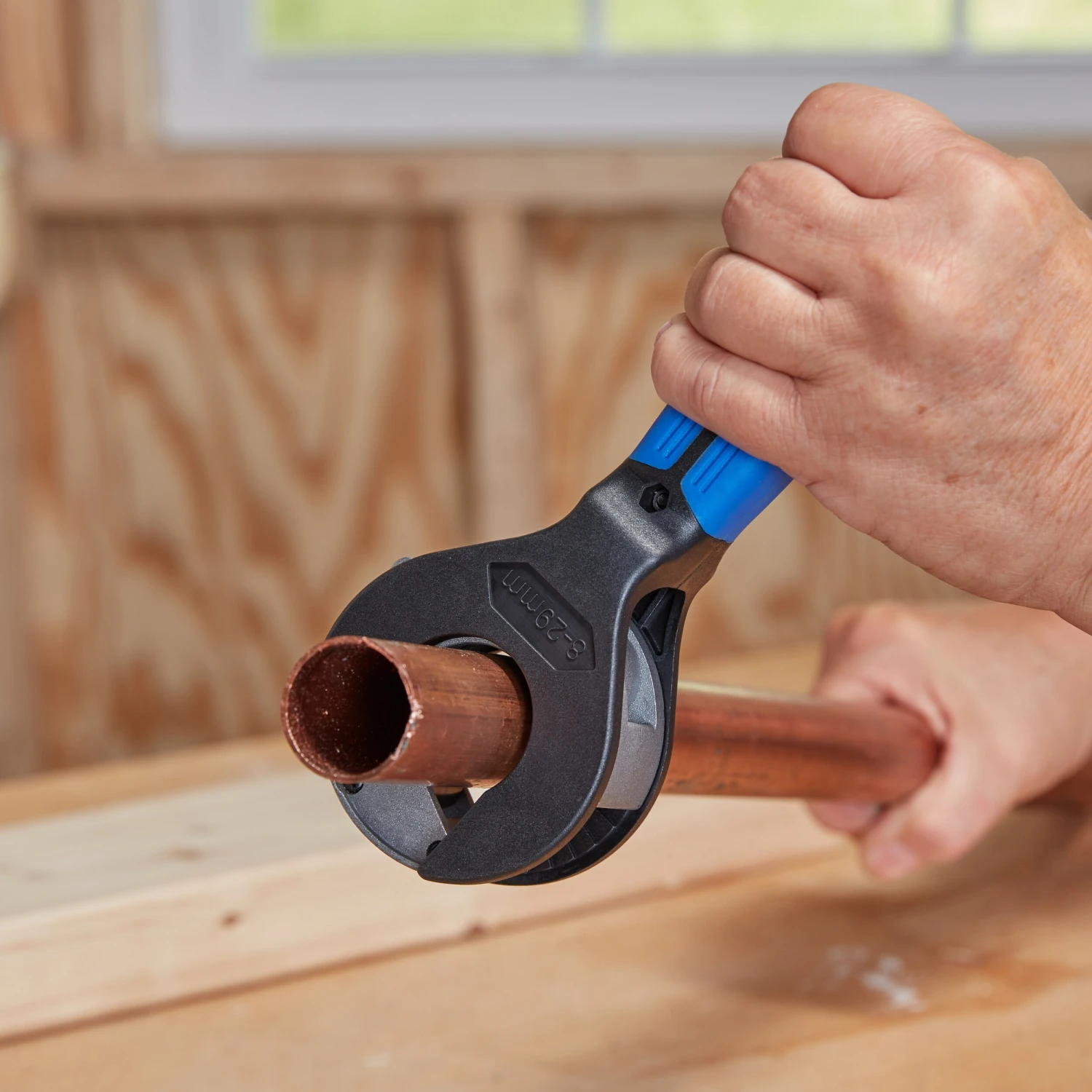 Kobalt Pipe Cutters 1-1/8-in Copper Tube Cutter 3 Kobalt Pipe Cutters 1-1/8-in Copper Tube Cutter - Image 3