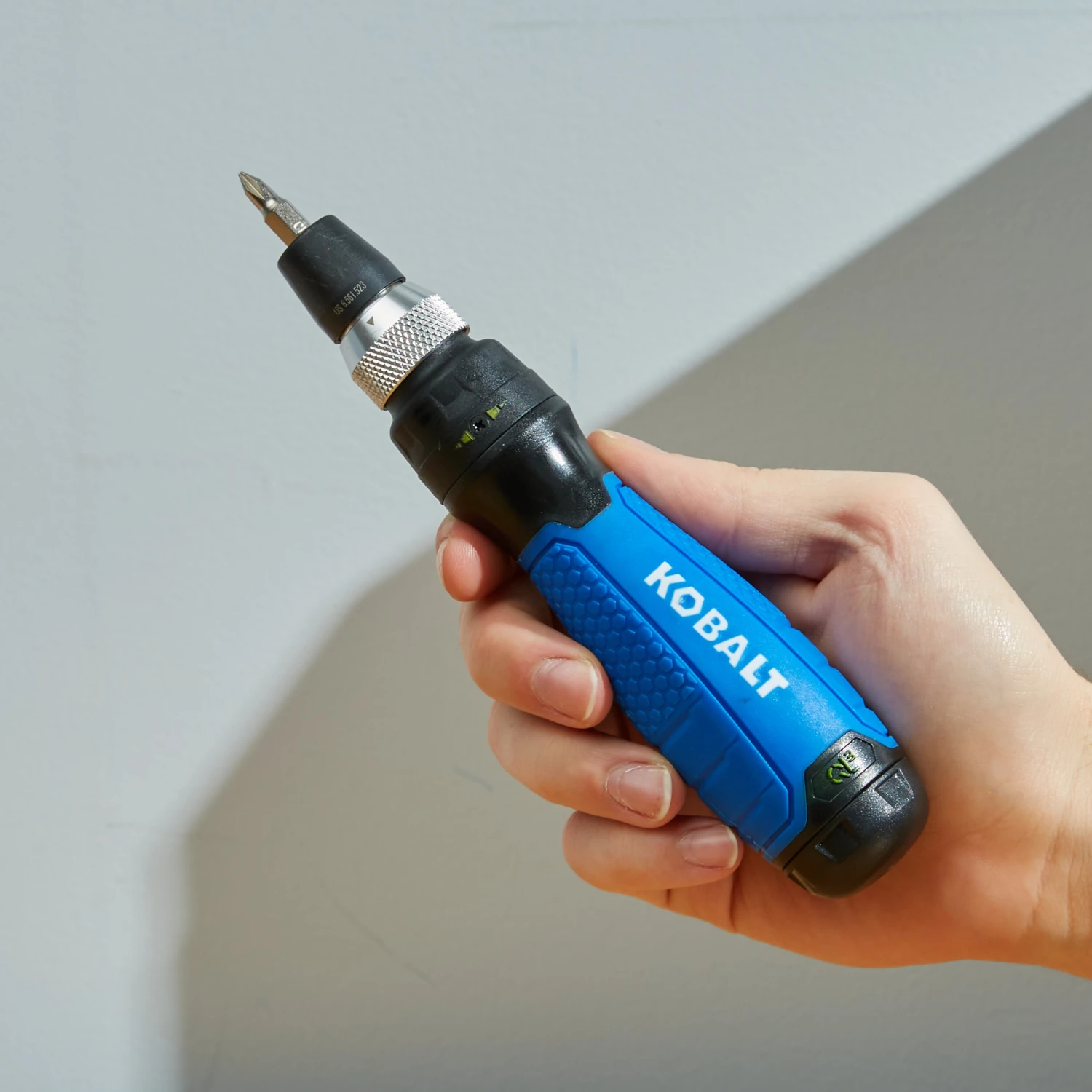 Kobalt Screwdrivers Ratcheting screwdriver set 10-Piece Plastic Handle Ratcheting Set Assorted Multi-bit Screwdriver Set 4 Kobalt Screwdrivers Ratcheting screwdriver set 10-Piece Plastic Handle Ratcheting Set Assorted Multi-bit Screwdriver Set - Image 4