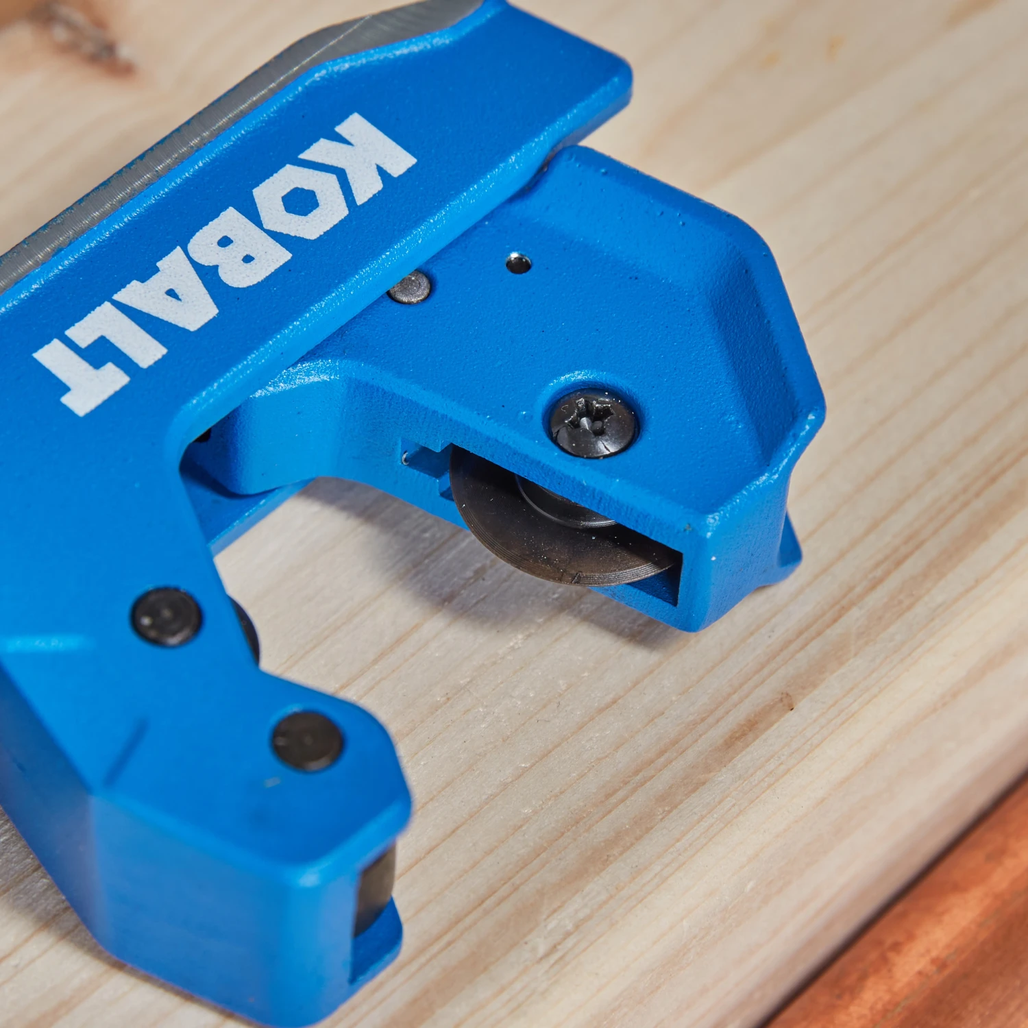 Kobalt Pipe Cutters 1-1/8-in Replacement Cutting Wheel 5 Kobalt Pipe Cutters 1-1/8-in Replacement Cutting Wheel - Image 5