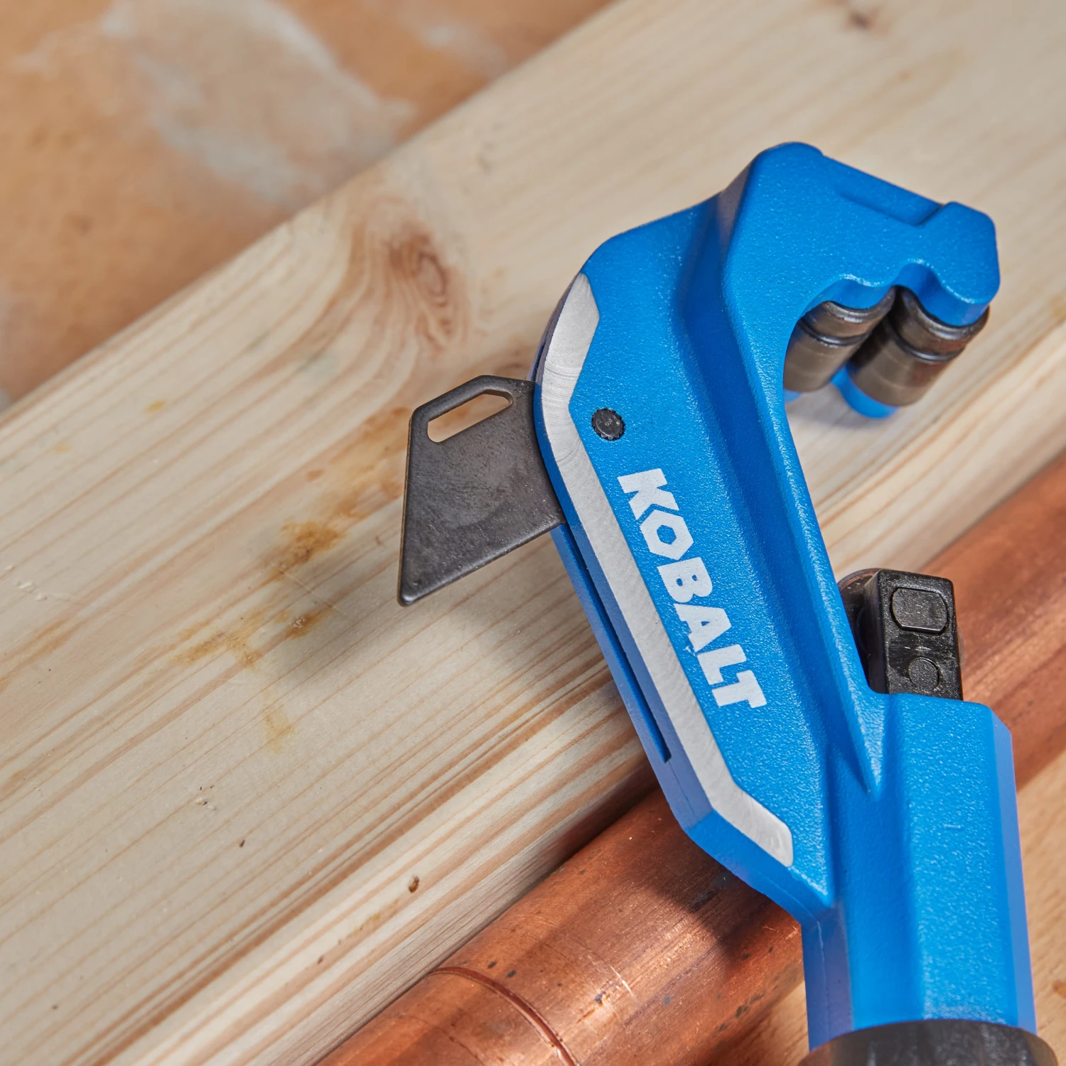 Kobalt Pipe Cutters 1-1/8-in Copper Tube Cutter 4 Kobalt Pipe Cutters 1-1/8-in Copper Tube Cutter - Image 4