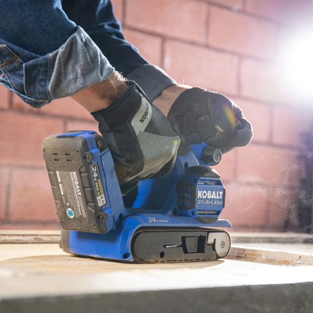 Kobalt Power Sanders Kobalt 24V MAX 24-Volt Brushless Cordless Variable Belt Sander with Dust Management 11 Kobalt Power Sanders Kobalt 24V MAX 24-Volt Brushless Cordless Variable Belt Sander with Dust Management - Image 11