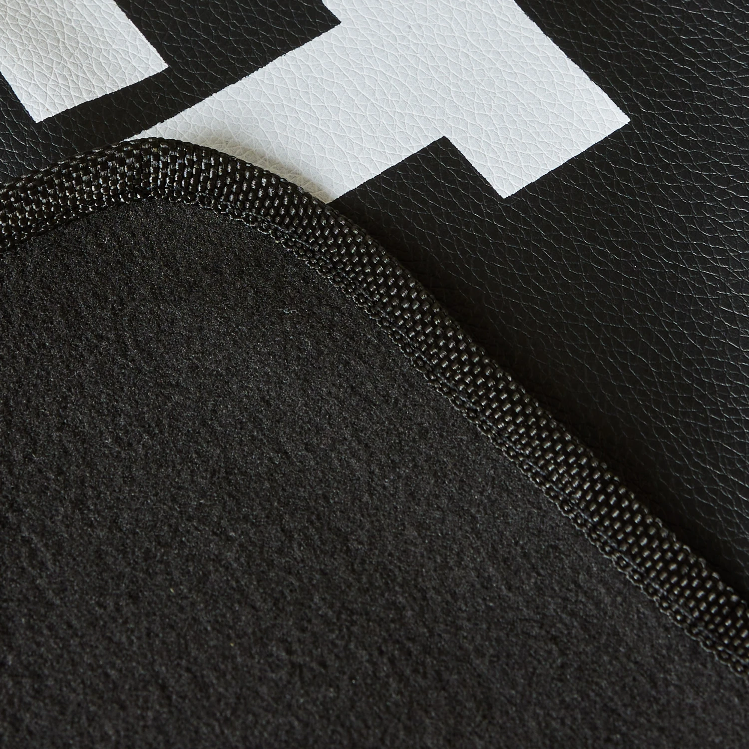 Kobalt Automotive Hand Tools Automotive Fender Cover 2 Kobalt Automotive Hand Tools Automotive Fender Cover - Image 2