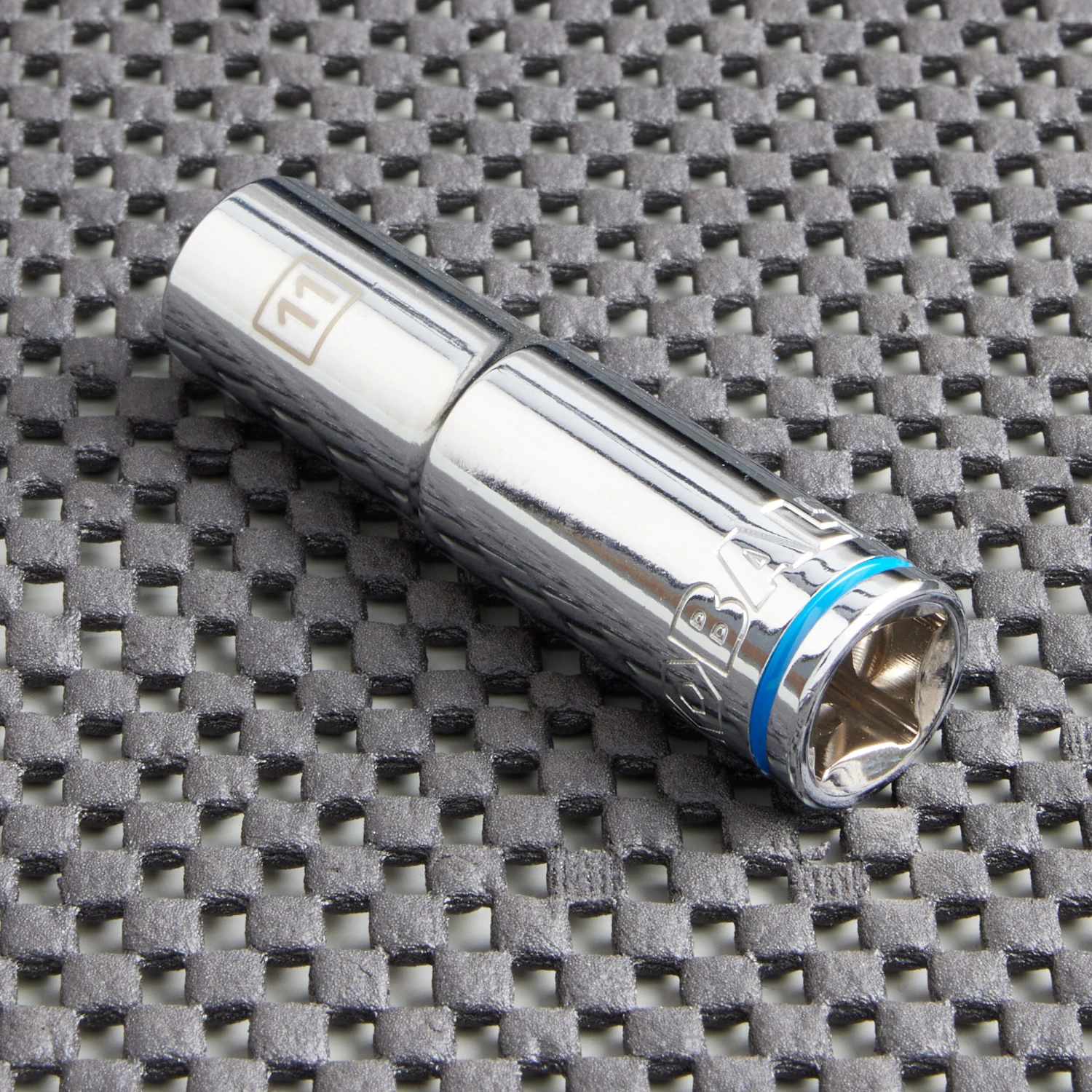 Kobalt Sockets & Socket Sets Metric 3/8-in Drive 12-point 11-mm Deep Socket 3 Kobalt Sockets & Socket Sets Metric 3/8-in Drive 12-point 11-mm Deep Socket - Image 3