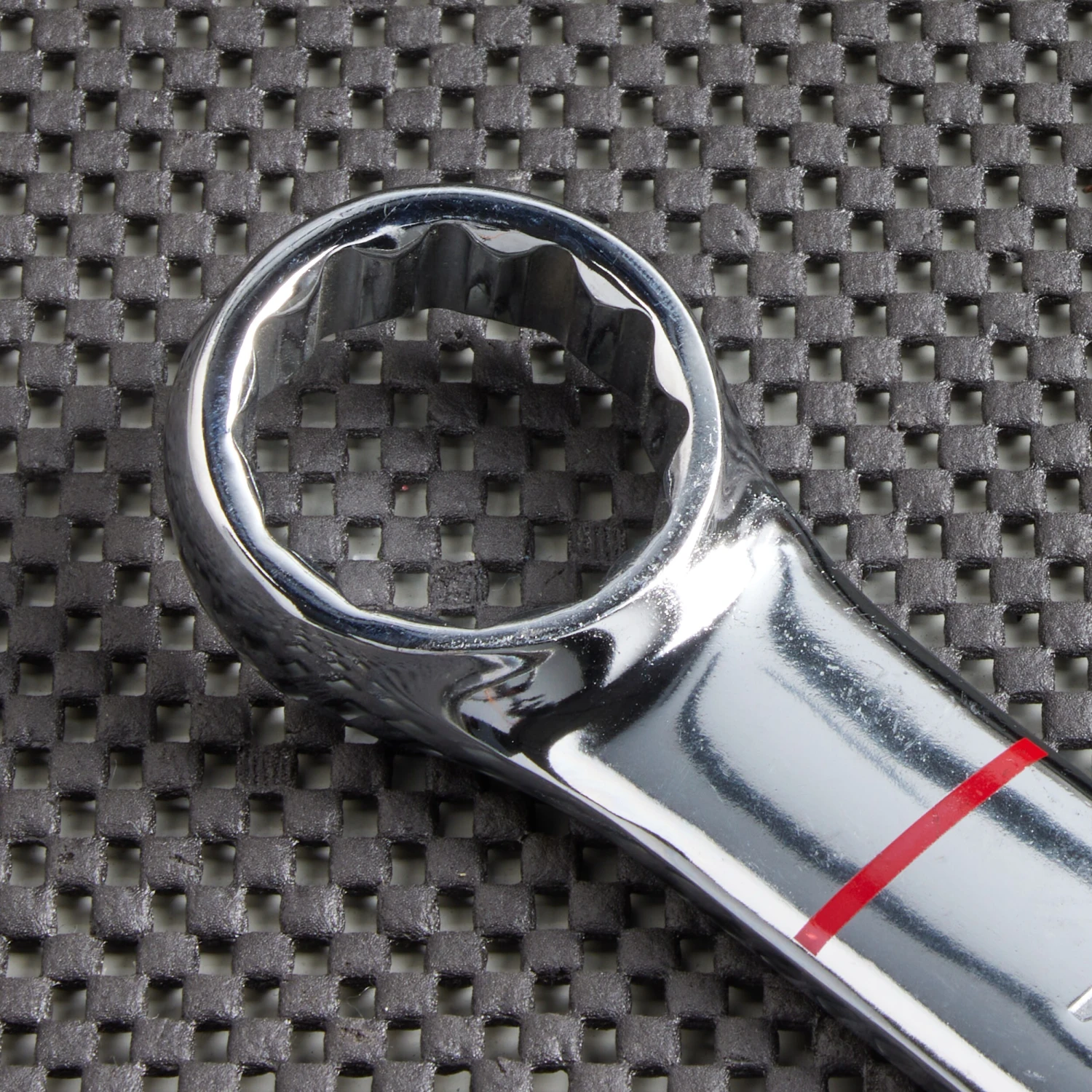 Kobalt Combination Wrenches & Sets 1-1/4-in 12-point Standard (SAE) Standard Combination Wrench 2 Kobalt Combination Wrenches & Sets 1-1/4-in 12-point Standard (SAE) Standard Combination Wrench - Image 2