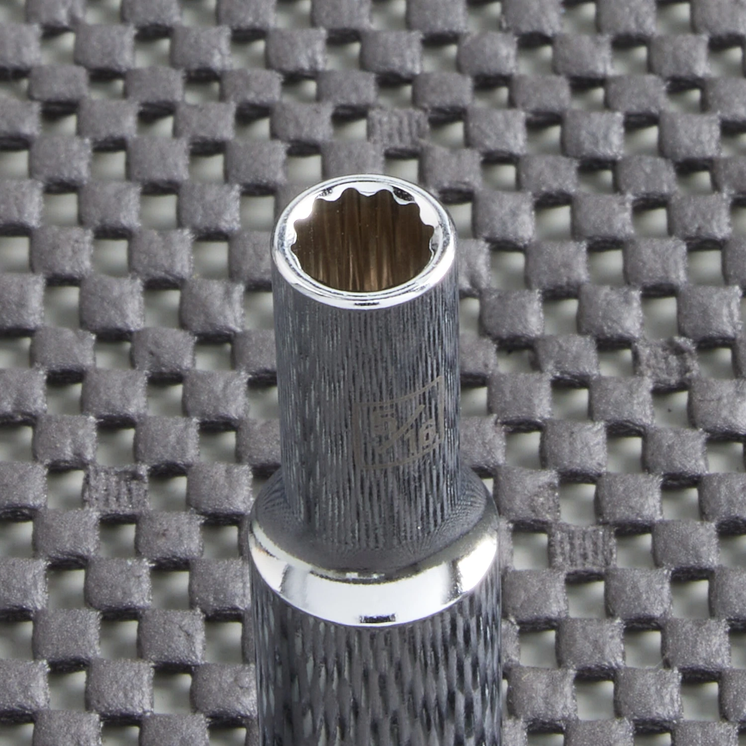 Kobalt Sockets & Socket Sets Standard (SAE) 3/8-in Drive 12-point 5/16-in Deep Socket 6 Kobalt Sockets & Socket Sets Standard (SAE) 3/8-in Drive 12-point 5/16-in Deep Socket - Image 6