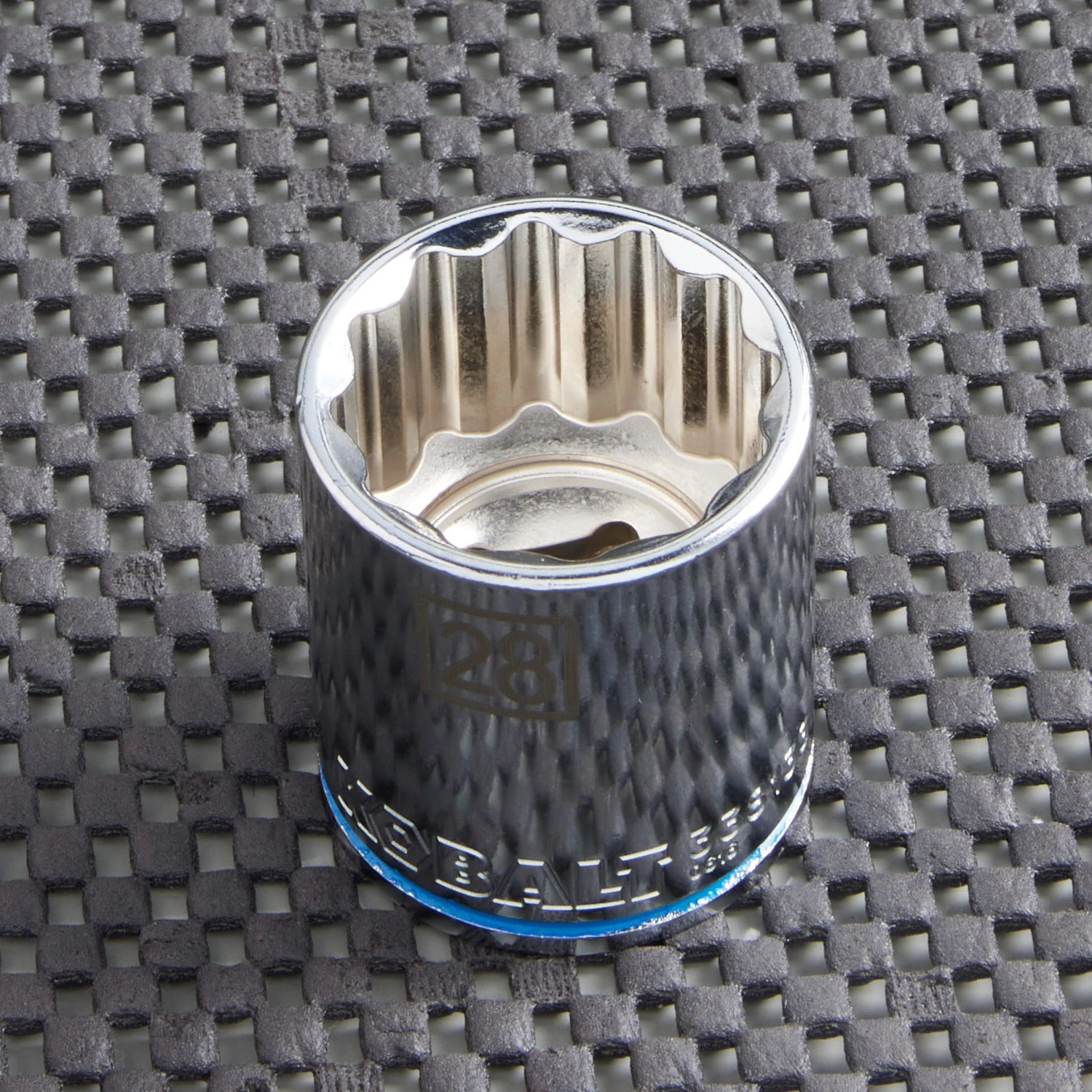 Kobalt Sockets & Socket Sets Metric 1/2-in Drive 12-point 28-mm Shallow Socket 2 Kobalt Sockets & Socket Sets Metric 1/2-in Drive 12-point 28-mm Shallow Socket - Image 2